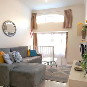 Apartamento Modern In The Heart Of Steps From The Seafront, Sliema